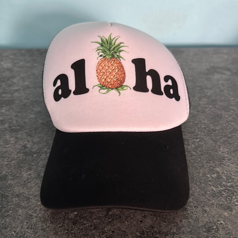 Surfware Hawaiian Classics foam trucker hat.